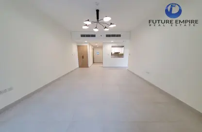 Apartment - 3 Bedrooms - 3 Bathrooms for rent in Al Nasr Square - Oud Metha - Bur Dubai - Dubai