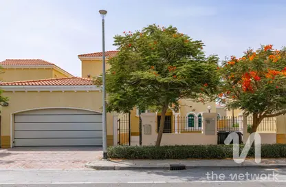 Villa - 3 Bedrooms - 4 Bathrooms for rent in Legacy - Jumeirah Park - Dubai