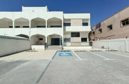 Villa - 4 Bedrooms - 6 Bathrooms for rent in Al Khrais - Al Jimi - Al Ain