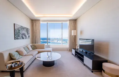 Apartment - 1 Bedroom - 2 Bathrooms for rent in The Palm Tower - Palm Jumeirah - Dubai