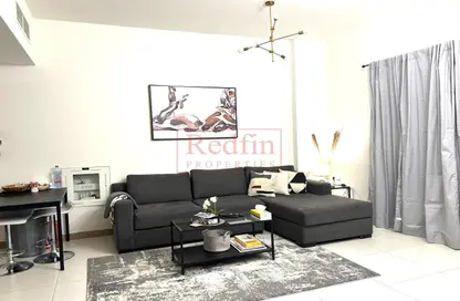 Apartment - 1 Bedroom - 1 Bathroom for rent in Binghatti Point - Dubai Silicon Oasis - Dubai