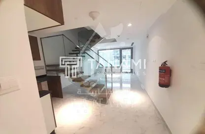 Apartment - 2 Bedrooms - 3 Bathrooms for sale in Oasis 1 - Oasis Residences - Masdar City - Abu Dhabi