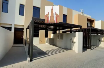 Townhouse - 2 Bedrooms - 4 Bathrooms for rent in Nasma Residence - Al Tai - Sharjah