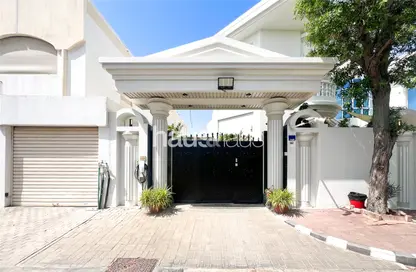 4 Bed Villa | Central Location | Available Now