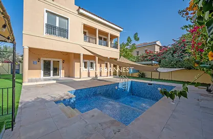 Villa - 5 Bedrooms - 5 Bathrooms for rent in The Centro - The Villa - Dubai