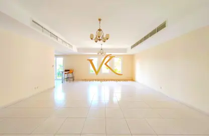 Villa - 3 Bedrooms - 3 Bathrooms for rent in Springs 15 - The Springs - Dubai