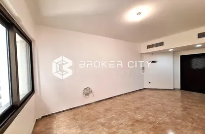 Apartment - 1 Bedroom - 1 Bathroom for rent in Tourist Club Area - Abu Dhabi