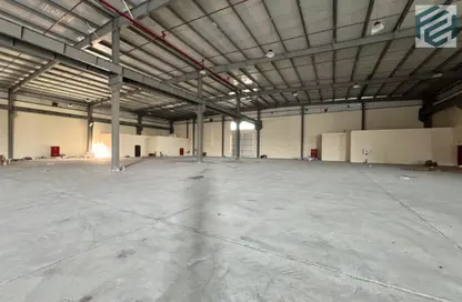 Warehouse - Studio - 2 Bathrooms for rent in Al Sajaa S - Al Sajaa - Sharjah