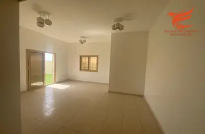 Apartment - 2 Bedrooms - 2 Bathrooms for rent in Building 2 - Yasmin Village - Ras Al Khaimah