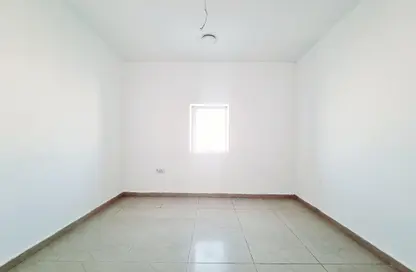 Apartment - 2 Bedrooms - 2 Bathrooms for rent in Al Hoor Building - Muwaileh Commercial - Sharjah