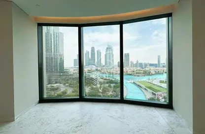 Apartment - 4 Bedrooms - 5 Bathrooms for rent in IL Primo - Opera District - Downtown Dubai - Dubai