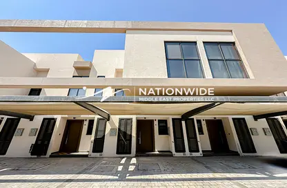 Townhouse - 3 Bedrooms - 3 Bathrooms for sale in Aldhay at Bloom Gardens - Bloom Gardens - Al Salam Street - Abu Dhabi