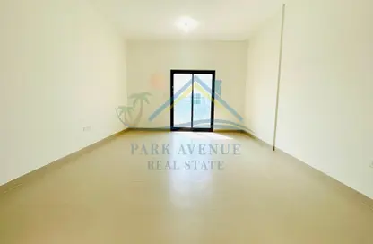 Apartment - 2 Bedrooms - 3 Bathrooms for rent in Al Najda Street - Abu Dhabi