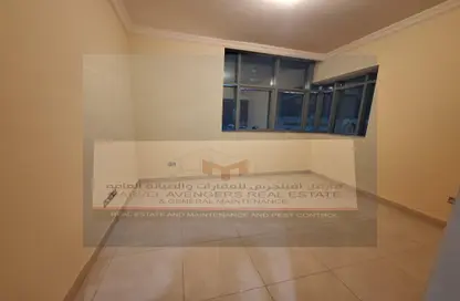 شقة - غرفة نوم - 2 حمامات للايجار في شعبية - مصفح - أبوظبي