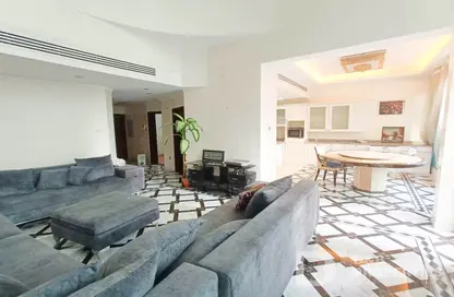 Apartment - 3 Bedrooms - 4 Bathrooms for sale in Emerald Residence - Dubai Marina - Dubai