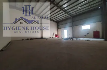 Warehouse - Studio - 1 Bathroom for rent in Umm Al Thuoob - Umm Al Quwain