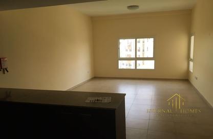 Apartment - 1 Bedroom - 1 Bathroom for rent in Al Thamam 26 - Al Thamam - Remraam - Dubai