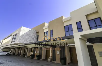 Townhouse - 2 Bedrooms - 3 Bathrooms for rent in Aldhay at Bloom Gardens - Bloom Gardens - Al Salam Street - Abu Dhabi