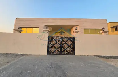 Villa - 4 Bedrooms - 5 Bathrooms for rent in Mohamed Bin Zayed City Villas - Mohamed Bin Zayed City - Abu Dhabi