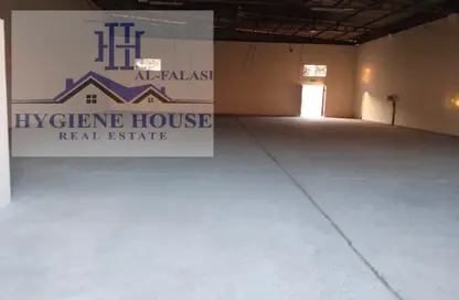 Warehouse - Studio - 1 Bathroom for rent in Umm Al Thuoob - Umm Al Quwain