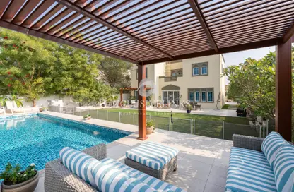 Villa - 3 Bedrooms - 3 Bathrooms for sale in Regional - Jumeirah Park - Dubai