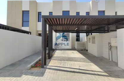 Villa - 2 Bedrooms - 4 Bathrooms for rent in Nasma Residence - Al Tai - Sharjah