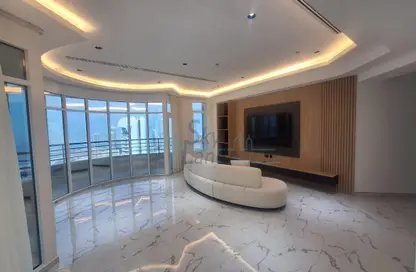 Apartment - 3 Bedrooms - 4 Bathrooms for sale in Marina Crown - Dubai Marina - Dubai