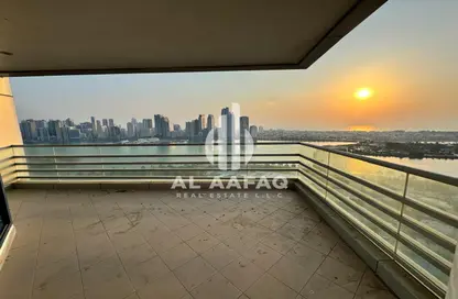 Apartment - 3 Bedrooms - 5 Bathrooms for rent in Al Majaz 1 - Al Majaz - Sharjah