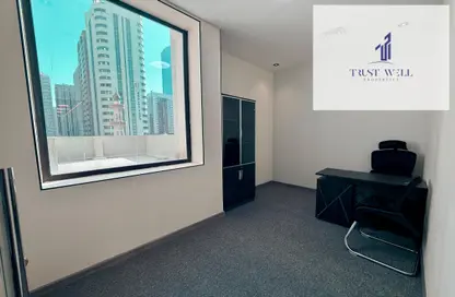 Office Space - Studio - 2 Bathrooms for rent in Hamdan Street - Abu Dhabi