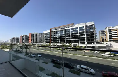 Apartment - 2 Bedrooms - 2 Bathrooms for rent in AZIZI Riviera - Meydan One - Meydan - Dubai