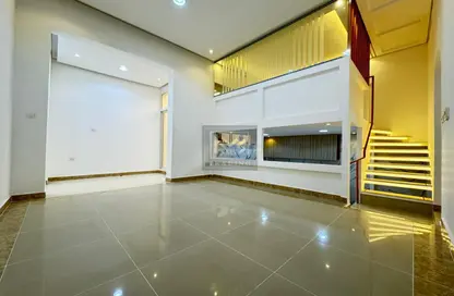 Duplex - 1 Bedroom - 1 Bathroom for rent in Al Muntazah - Abu Dhabi