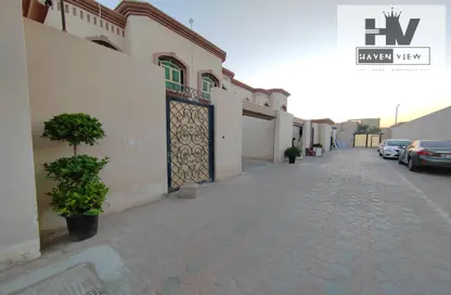 Apartment - 1 Bedroom - 1 Bathroom for rent in Mohamed Bin Zayed Centre - Mohamed Bin Zayed City - Abu Dhabi