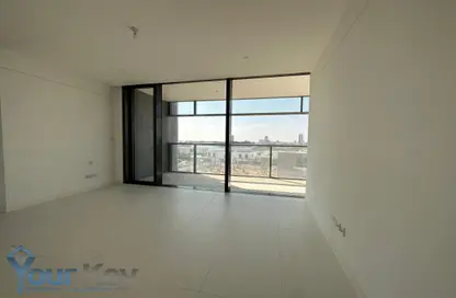 Apartment - 2 Bedrooms - 2 Bathrooms for rent in RDK Towers - Najmat Abu Dhabi - Al Reem Island - Abu Dhabi