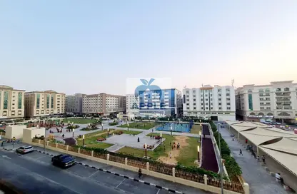 Apartment - 3 Bedrooms - 3 Bathrooms for rent in Muwaileh 3 Building - Muwaileh - Sharjah