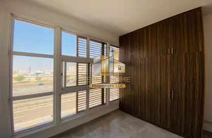 Apartment - 1 Bedroom - 2 Bathrooms for rent in Al Shahama - Abu Dhabi