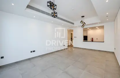 Apartment - 2 Bedrooms - 3 Bathrooms for rent in API 1000 - Umm Al Sheif - Dubai