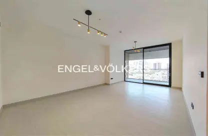 Apartment - 2 Bedrooms - 2 Bathrooms for rent in Binghatti Orchid - Jumeirah Village Circle - Dubai