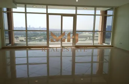 Apartment - 3 Bedrooms - 4 Bathrooms for rent in United Square - Al Khalidiya - Abu Dhabi