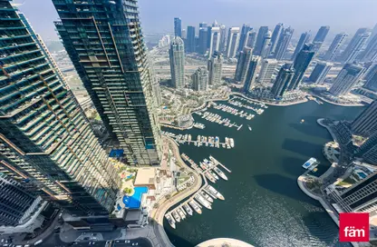 Apartment - 2 Bedrooms - 3 Bathrooms for sale in Damac Heights - Dubai Marina - Dubai