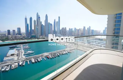 Apartment - 2 Bedrooms - 3 Bathrooms for sale in Marina Vista - EMAAR Beachfront - Dubai Harbour - Dubai