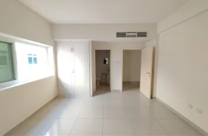 Apartment - 1 Bedroom - 2 Bathrooms for rent in Muwaileh 3 Building - Muwaileh - Sharjah