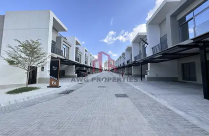 Villa - 5 Bedrooms - 6 Bathrooms for rent in 180 Degrees Villas - Liwan - Dubai Land - Dubai