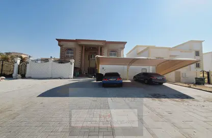 Villa - 6 Bedrooms - 7 Bathrooms for rent in Mohamed Bin Zayed Centre - Mohamed Bin Zayed City - Abu Dhabi