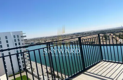 Apartment - 2 Bedrooms - 3 Bathrooms for rent in Waters Edge - Yas Island - Abu Dhabi