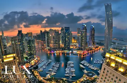 Apartment - 4 Bedrooms - 5 Bathrooms for sale in Marina Shores - Dubai Marina - Dubai