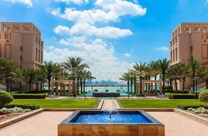 Apartment - 1 Bedroom - 2 Bathrooms for rent in Sarai Apartments - Palm Jumeirah - Dubai