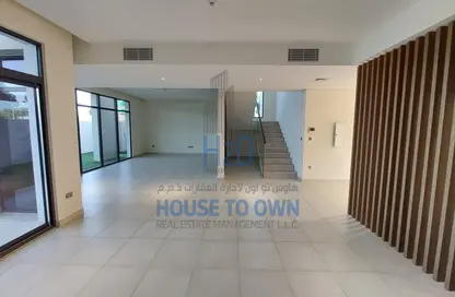 Villa - 4 Bedrooms - 5 Bathrooms for sale in West Yas - Yas Island - Abu Dhabi