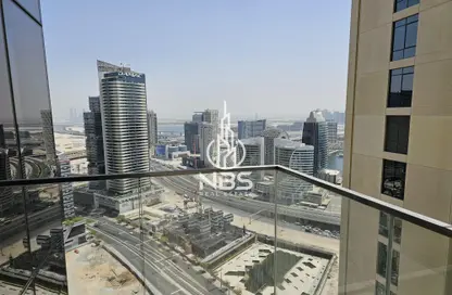 Apartment - 1 Bedroom - 2 Bathrooms for sale in Boulevard Point - Downtown Dubai - Dubai