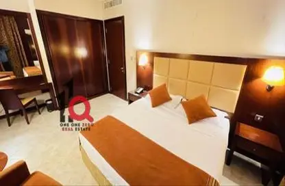 Apartment - 1 Bedroom - 1 Bathroom for rent in Tourist Club Area - Abu Dhabi