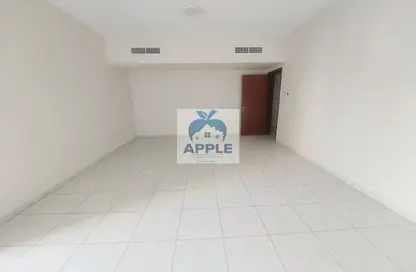 Apartment - 2 Bedrooms - 3 Bathrooms for rent in Muwaileh 3 Building - Muwaileh - Sharjah